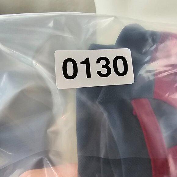 The North Face Shirt Mens Medium Gray Red Performance Outdoors Crew Neck Hiking - Picture 16 of 16